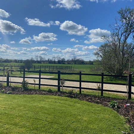 The Barn Bed & Breakfast Bishops Tachbrook Exterior photo